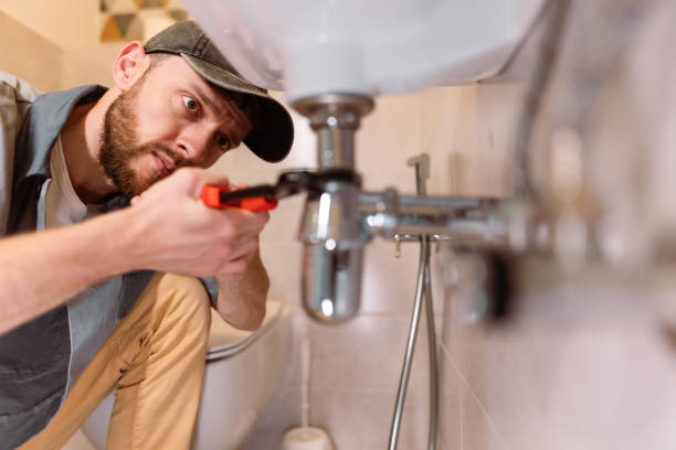 Best Emergency Plumber  in Fulton, TX